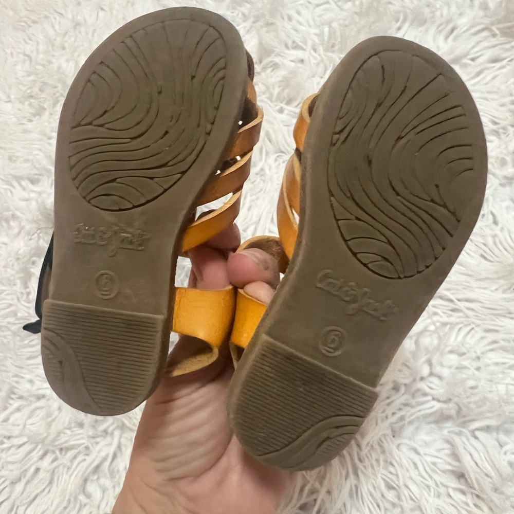 Kids Multi-Color Shoe Set - Picture 7 of 14